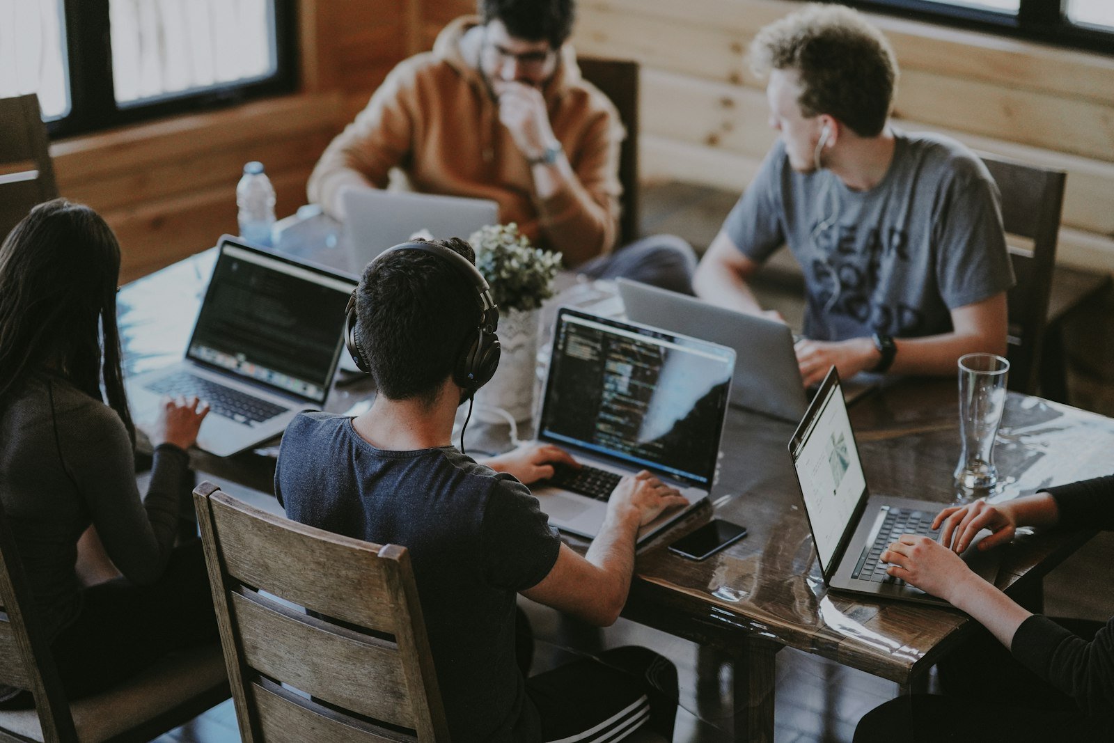 The Right On Repair & IT Services team